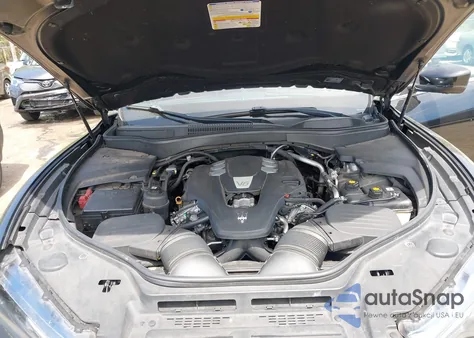 2017 Maserati Levante z USA, uszkodzony, nr VIN ZN661XUSXHX248138